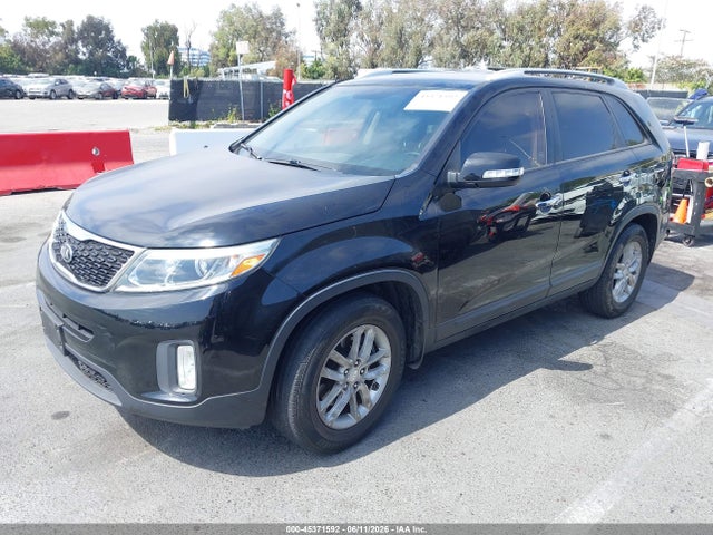 KIA SORENTO LX 2015 5XYKT3A67FG660415 Image 2