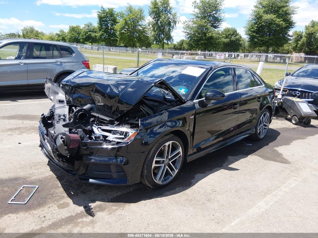 45371604 :رقم المزاد ، WAUJ8GFF6J1063789 vin ، 2018 Audi A3 2.0t Premium/2.0t Tech Premium مزاد بيع