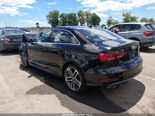 45371604 :رقم المزاد ، WAUJ8GFF6J1063789 vin ، 2018 Audi A3 2.0t Premium/2.0t Tech Premium مزاد بيع