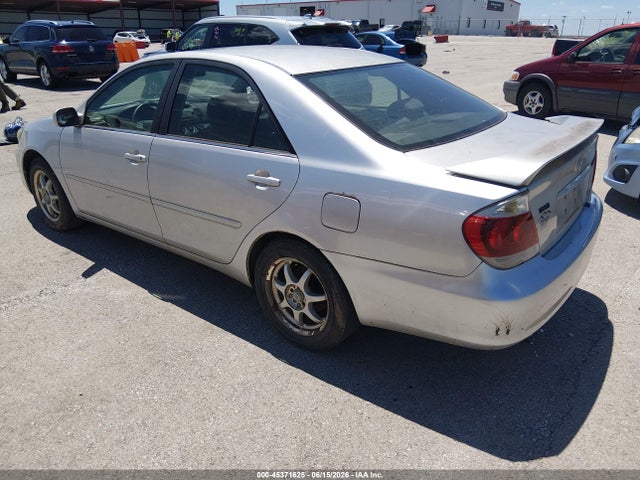 2005 Toyota Camry Se მანქანა იყიდება აუქციონზე, vin: 4T1BE32K05U528773, აუქციონის ნომერი: 45371625
