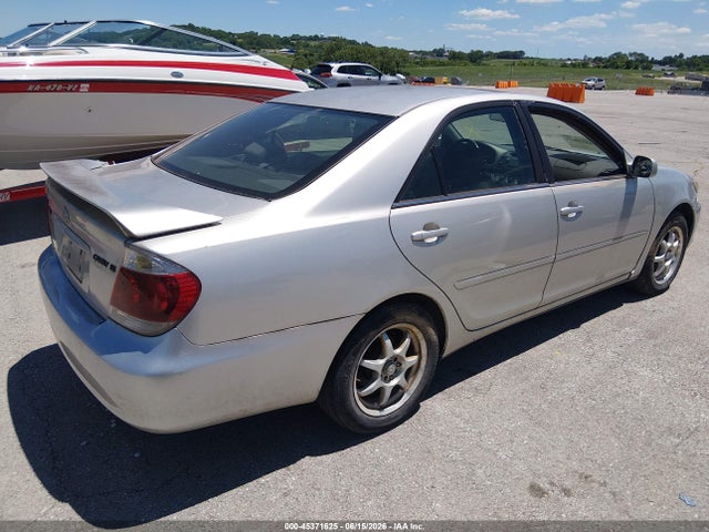 2005 Toyota Camry Se მანქანა იყიდება აუქციონზე, vin: 4T1BE32K05U528773, აუქციონის ნომერი: 45371625
