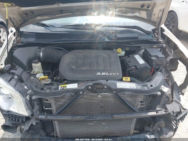 45371636 :رقم المزاد ، 2C4RC1CG6DR712232 vin ، 2013 Chrysler Town & Country Touring-l مزاد بيع
