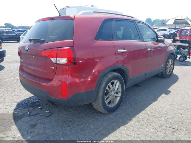 KIA SORENTO LX 2015 5XYKTCA68FG585286 Image 4