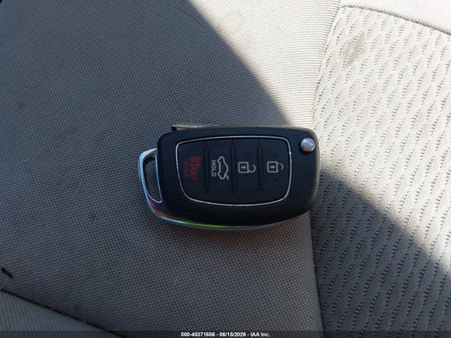 Hyundai Sonata 2017 5NPE24AF4HH561858 Image 11