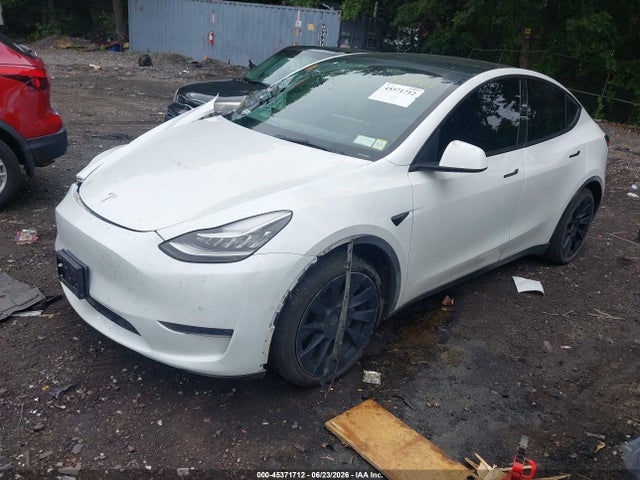Продаж на аукціоні авто 2022 Tesla Model Y Long Range Dual Motor All-wheel Drive, vin: 7SAYGDEE4NA018326, номер лоту: 45371712