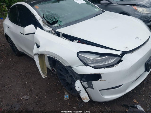 Продаж на аукціоні авто 2022 Tesla Model Y Long Range Dual Motor All-wheel Drive, vin: 7SAYGDEE4NA018326, номер лоту: 45371712