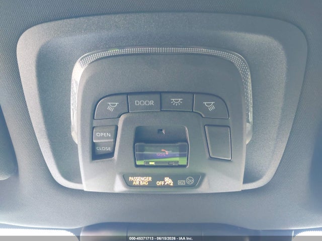Продажа на аукционе авто 2023 Toyota Crown Limited, vin: JTDAAAAF8P3003943, номер лота: 45371713
