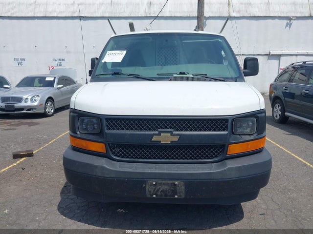 Продажа на аукционе авто 2017 Chevrolet Express 2500 Work Van, vin: 1GCWGAF19H1350759, номер лота: 45371729