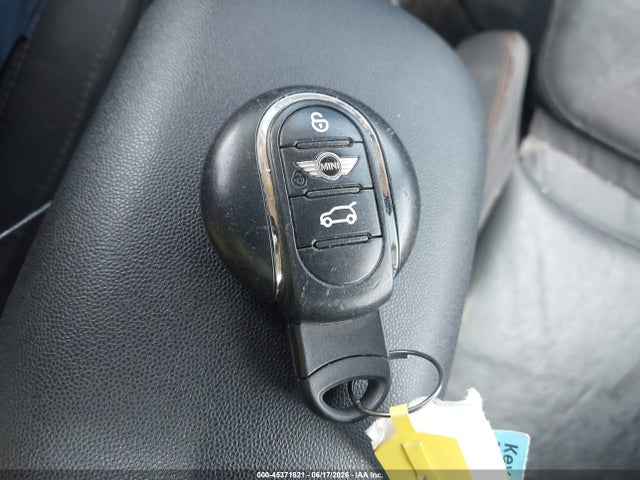 Продаж на аукціоні авто 2017 Mini Hardtop Cooper S, vin: WMWXP7C34H3B94549, номер лоту: 45371821