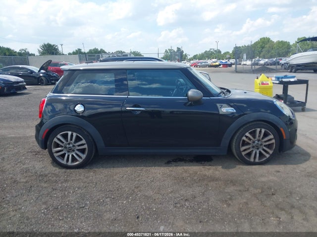 Продаж на аукціоні авто 2017 Mini Hardtop Cooper S, vin: WMWXP7C34H3B94549, номер лоту: 45371821