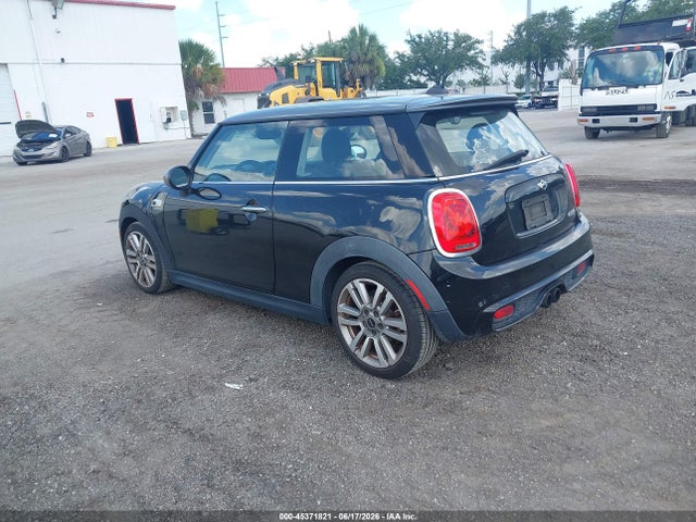 Продаж на аукціоні авто 2017 Mini Hardtop Cooper S, vin: WMWXP7C34H3B94549, номер лоту: 45371821