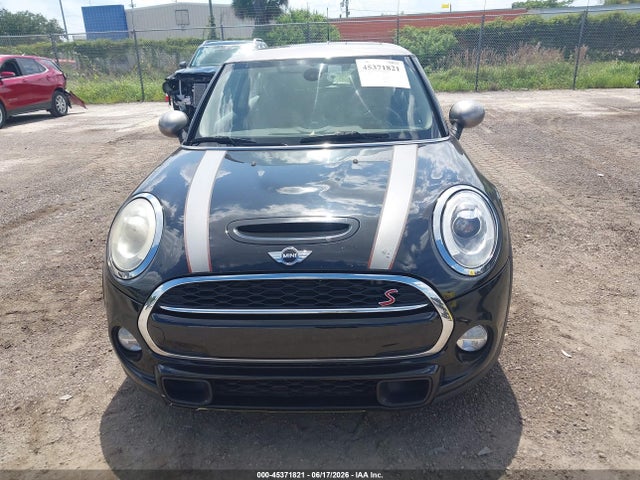 Продаж на аукціоні авто 2017 Mini Hardtop Cooper S, vin: WMWXP7C34H3B94549, номер лоту: 45371821