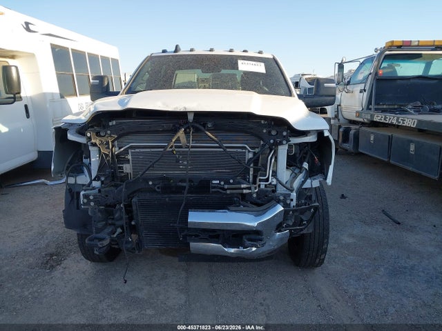 45371823 :رقم المزاد ، 3C7WRTCL7SG521970 vin ، 2025 Ram 3500 Chassis Tradesman/big Horn مزاد بيع