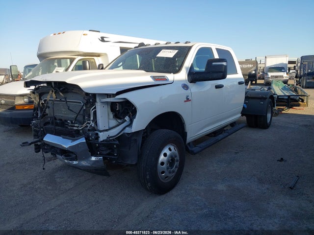 45371823 :رقم المزاد ، 3C7WRTCL7SG521970 vin ، 2025 Ram 3500 Chassis Tradesman/big Horn مزاد بيع