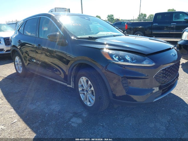 Продажа на аукционе авто 2020 Ford Escape Se, vin: 1FMCU9G65LUC06570, номер лота: 45371833