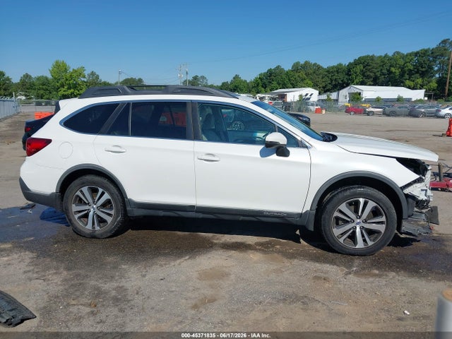 Subaru Outback 2.5i Limited 2018 4S4BSANC2J3314871 Image 14