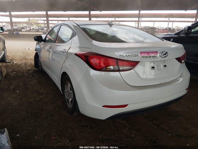 Hyundai ELANTRA SE 2015 5NPDH4AE3FH596809 Image 3