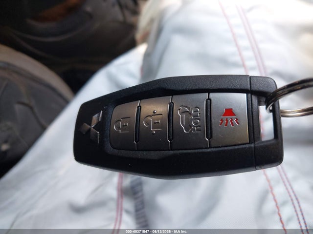 Продажа на аукционе авто 2022 Mitsubishi Outlander Se 2.5 S-awc, vin: JA4J4UA81NZ044154, номер лота: 45371847