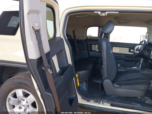 45371902 :رقم المزاد ، JTEZU11F38K006410 vin ، 2008 Toyota Fj Cruiser مزاد بيع