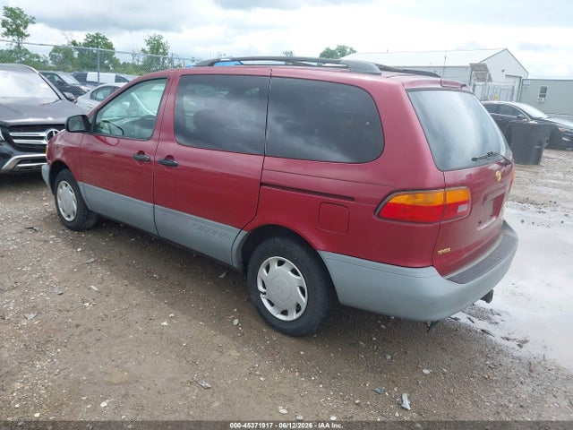 Auction sale of the 2000 Toyota Sienna Le, vin: 4T3ZF13CXYU191547, lot number: 45371917