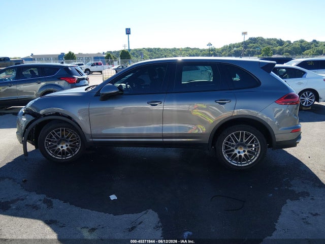 2016 Porsche Cayenne მანქანა იყიდება აუქციონზე, vin: WP1AA2A20GLA09656, აუქციონის ნომერი: 45371944