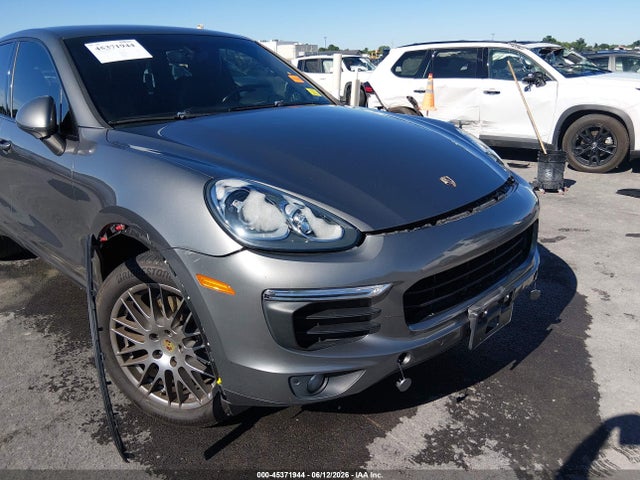 2016 Porsche Cayenne მანქანა იყიდება აუქციონზე, vin: WP1AA2A20GLA09656, აუქციონის ნომერი: 45371944
