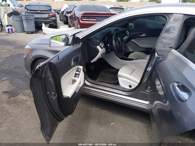 Mercedes-Benz CLA 250 2016 WDDSJ4EB8GN359946 Image 5