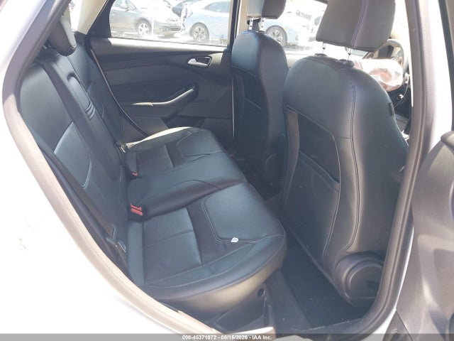 Ford FOCUS SE 2015 1FADP3K2XFL318508 Image 8