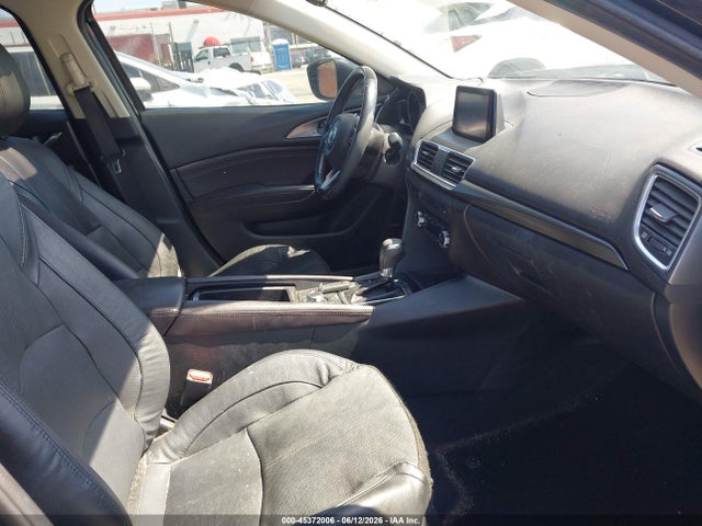 3MZBN1W36JM185796 Mazda Mazda3 Grand Touring