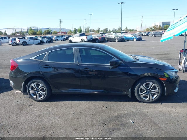 Honda Civic Lx 2018 2HGFC2F5XJH596863 Image 14