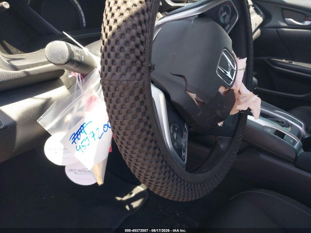 Honda Civic Lx 2018 2HGFC2F5XJH596863 Image 19