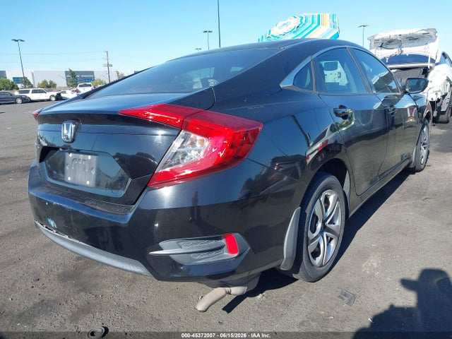 Honda Civic Lx 2018 2HGFC2F5XJH596863 Image 4