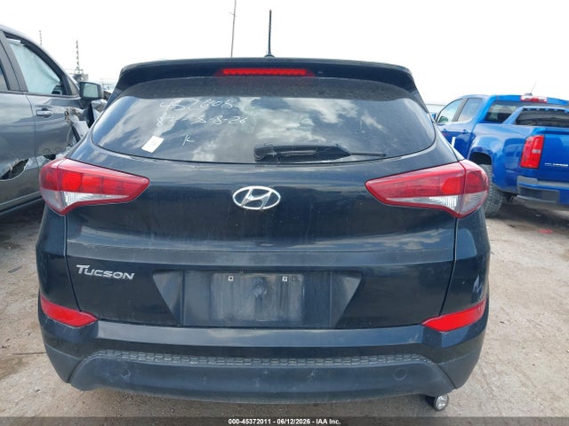 45372011 :رقم المزاد ، KM8J33A42GU069799 vin ، 2016 Hyundai Tucson Se مزاد بيع