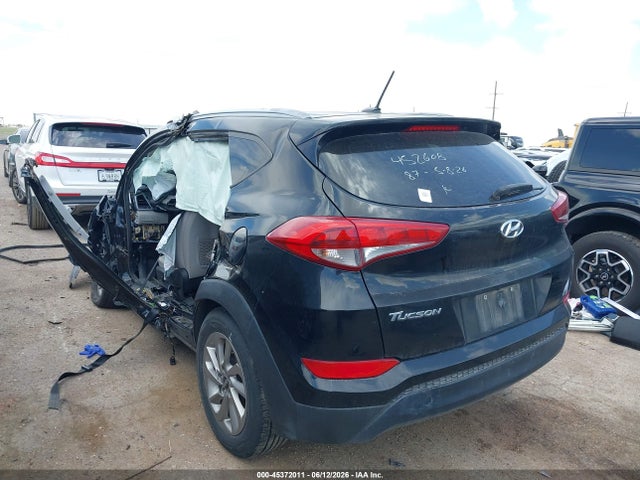 45372011 :رقم المزاد ، KM8J33A42GU069799 vin ، 2016 Hyundai Tucson Se مزاد بيع
