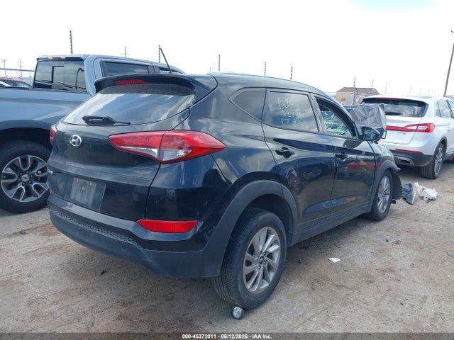 45372011 :رقم المزاد ، KM8J33A42GU069799 vin ، 2016 Hyundai Tucson Se مزاد بيع