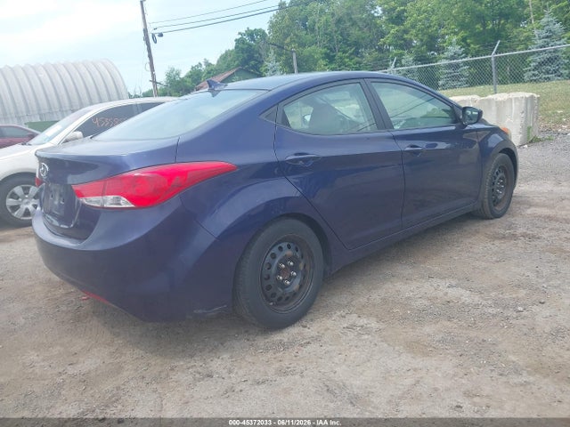 2011 Hyundai Elantra Gls მანქანა იყიდება აუქციონზე, vin: 5NPDH4AE3BH033141, აუქციონის ნომერი: 45372033