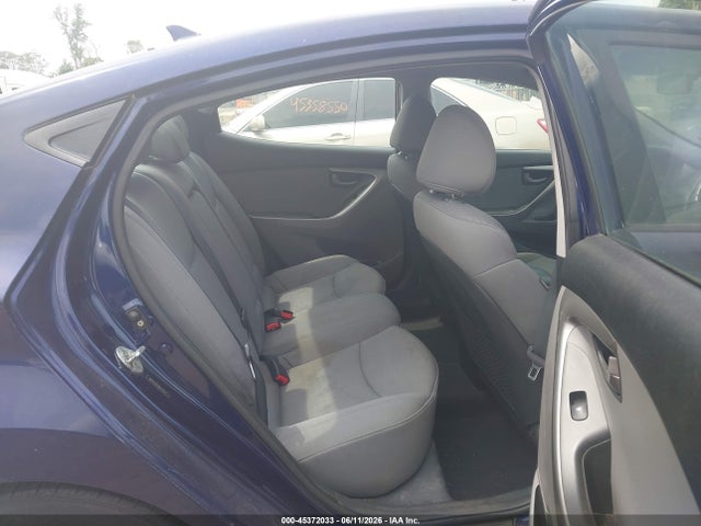 2011 Hyundai Elantra Gls მანქანა იყიდება აუქციონზე, vin: 5NPDH4AE3BH033141, აუქციონის ნომერი: 45372033