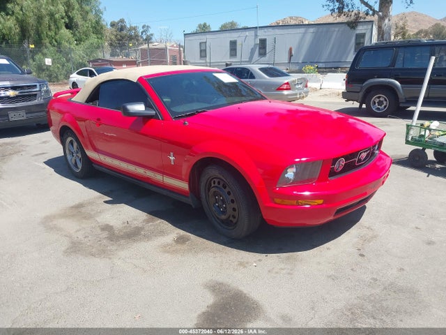 45372040 :رقم المزاد ، 1ZVFT84NX65240283 vin ، 2006 Ford Mustang V6 مزاد بيع