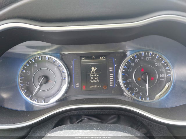 2016 Chrysler 200 Limited მანქანა იყიდება აუქციონზე, vin: 1C3CCCAB3GN158890, აუქციონის ნომერი: 45372044