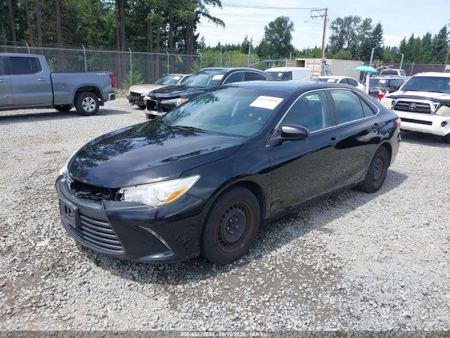 Toyota CAMRY LE 2015 4T4BF1FKXFR490763 Image 2