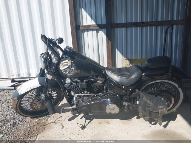 Harley-Davidson FLSL 2020 1HD1YDJ15LB038102 Image 13