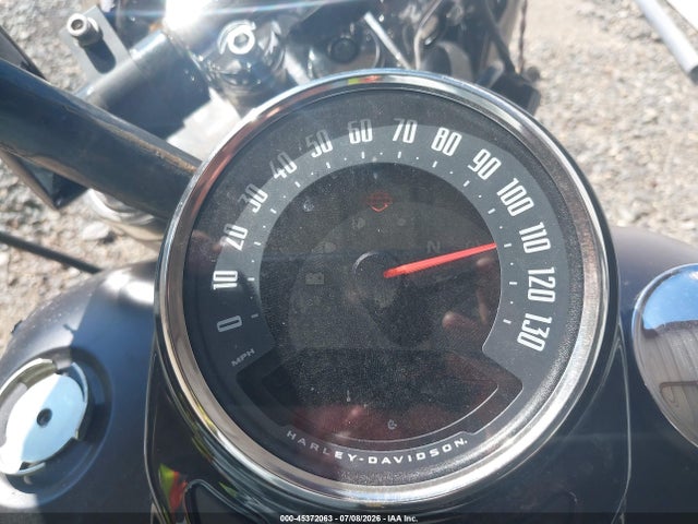 Harley-Davidson FLSL 2020 1HD1YDJ15LB038102 Image 7