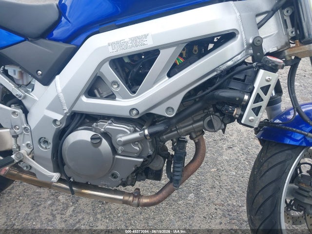 45372094 :رقم المزاد ، JS1VP53A032100315 vin ، 2003 Suzuki Sv650 مزاد بيع