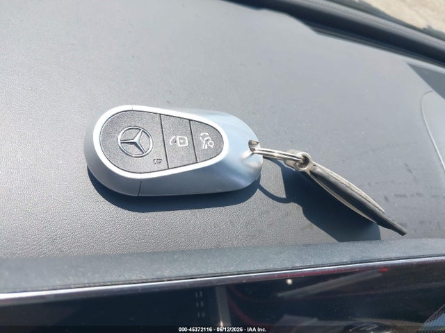 2024 Mercedes-benz C 300 მანქანა იყიდება აუქციონზე, vin: W1KAF4HB7RR200811, აუქციონის ნომერი: 45372116