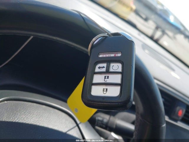 Honda Insight Touring 2019 19XZE4F95KE027839 Image 11