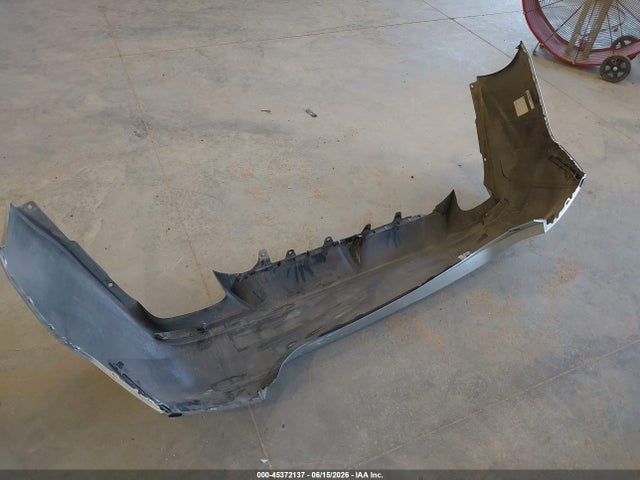 4T1B11HK8KU725175 Toyota CAMRY SE