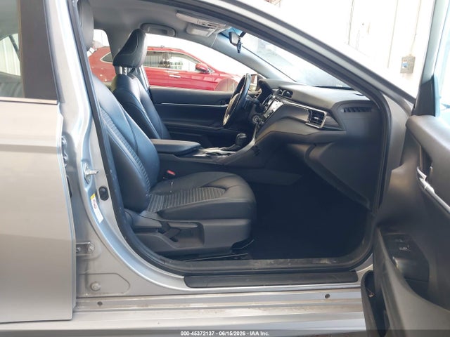 4T1B11HK8KU725175 Toyota CAMRY SE