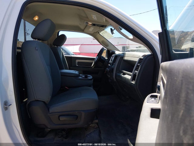 45372191 :رقم المزاد ، 3C6JR7AG6HG765341 vin ، 2017 Ram 1500 Tradesman  4x4 6'4 Box مزاد بيع