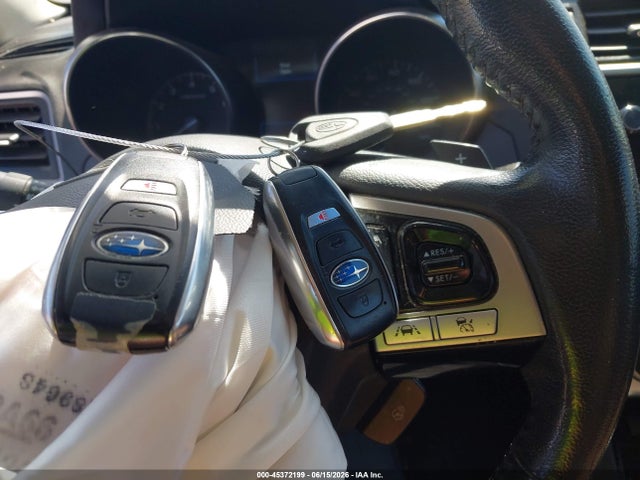 Subaru Outback 2.5i Touring 2017 4S4BSATC0H3252383 Image 11
