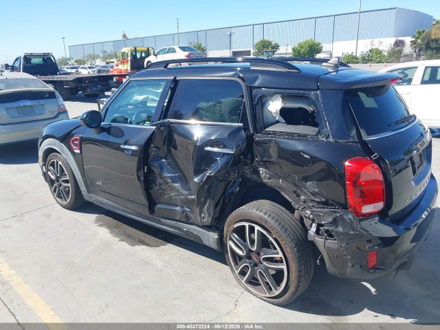 Mini Countryman John Cooper Works 2018 WMZYV9C33J3B91933 Image 18